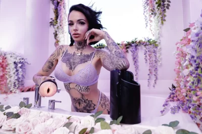 tattooed-star-Leigh-Raven-keon-stroker-FeelXVideos kirroo sex toys interactive